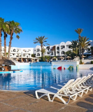 Eames plastic side chair